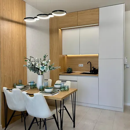 Domenico Luxury Slăntjev Brjag